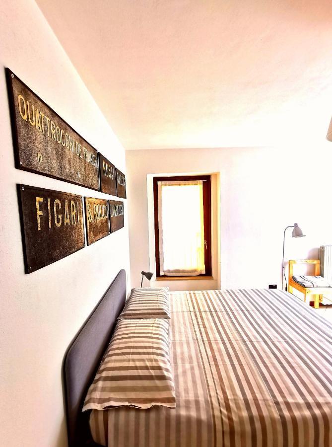 Old Town Apartment With Terrace - Live Love Lake Peschiera del Garda Exterior photo